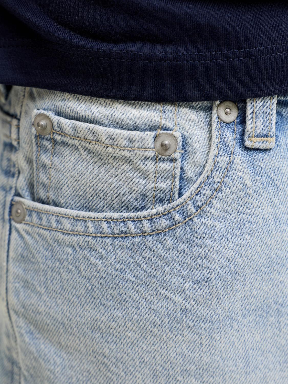 model_shot-detail